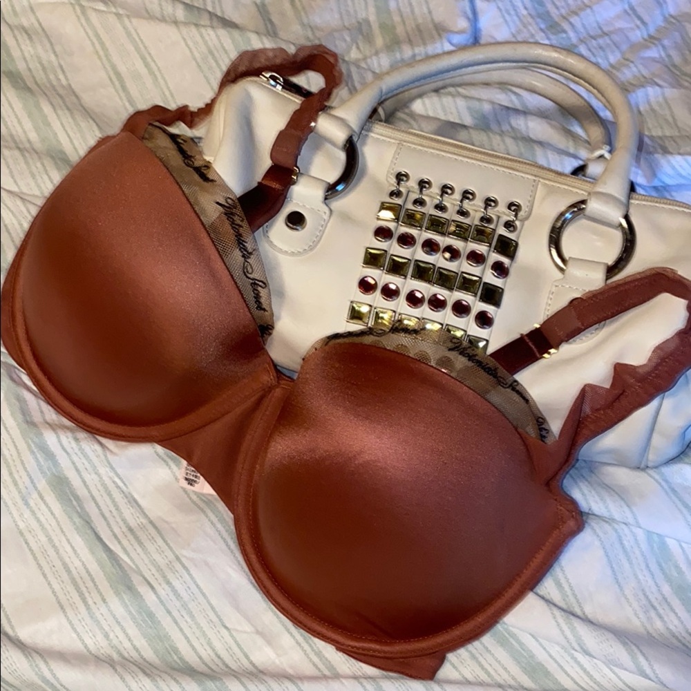 Victoria's Secret’s Very Sexy Balconet Bra